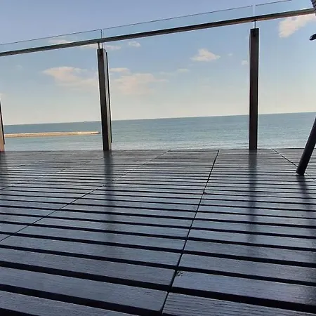 Neversea Beachfront Seaview 2 Lux Spectrum * קונסטנצה